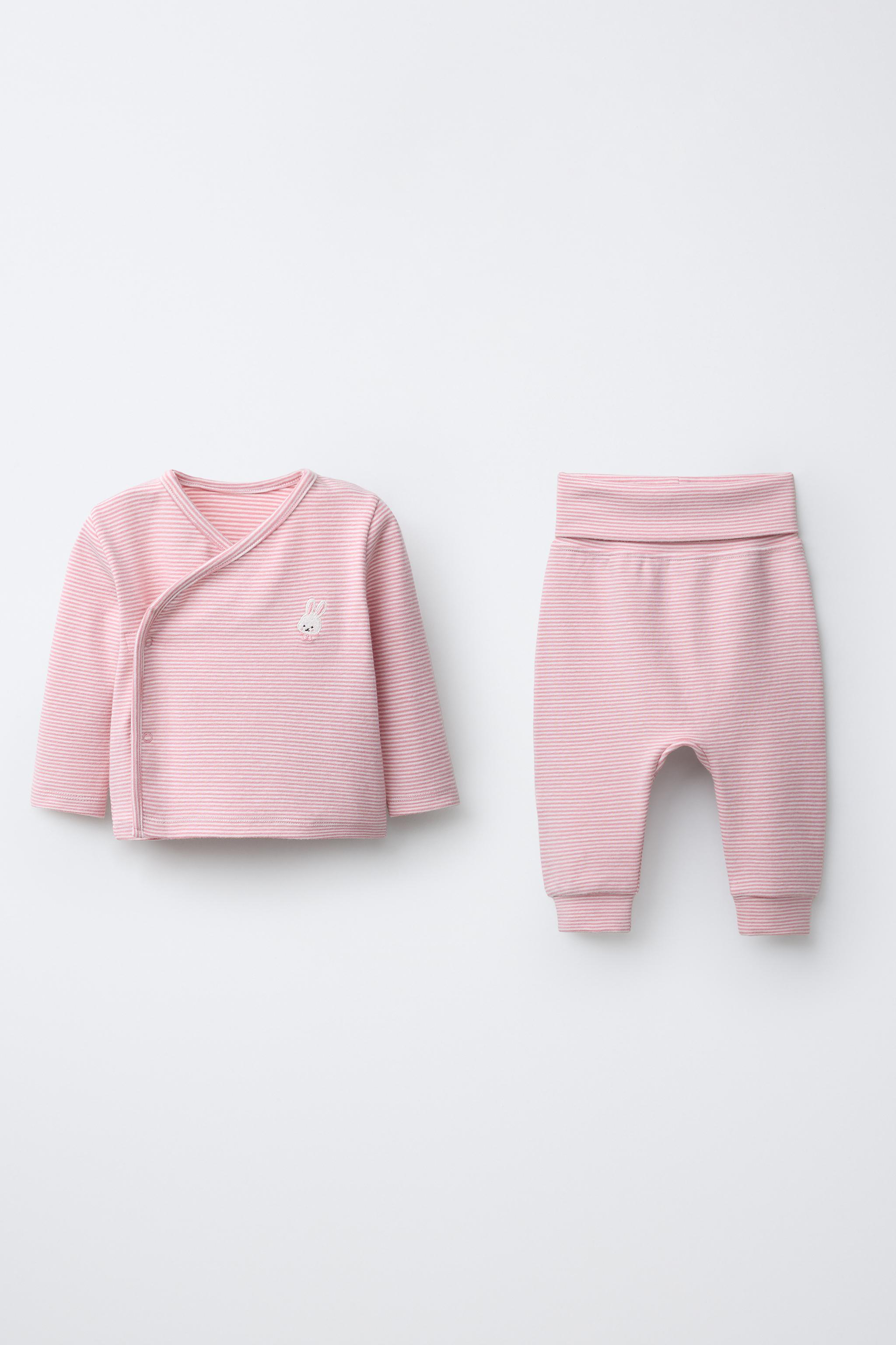 ENSEMBLE T-SHIRT ET PANTALON SAROUEL À RAYURES BRODÉ LAPIN
